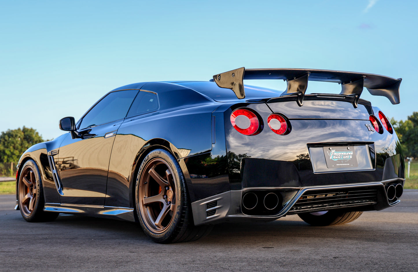 NISSAN GT-R