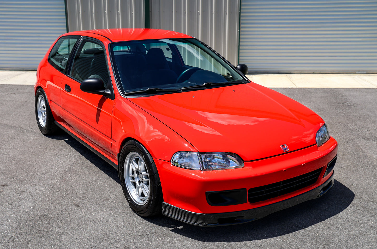 RED EG HATCH