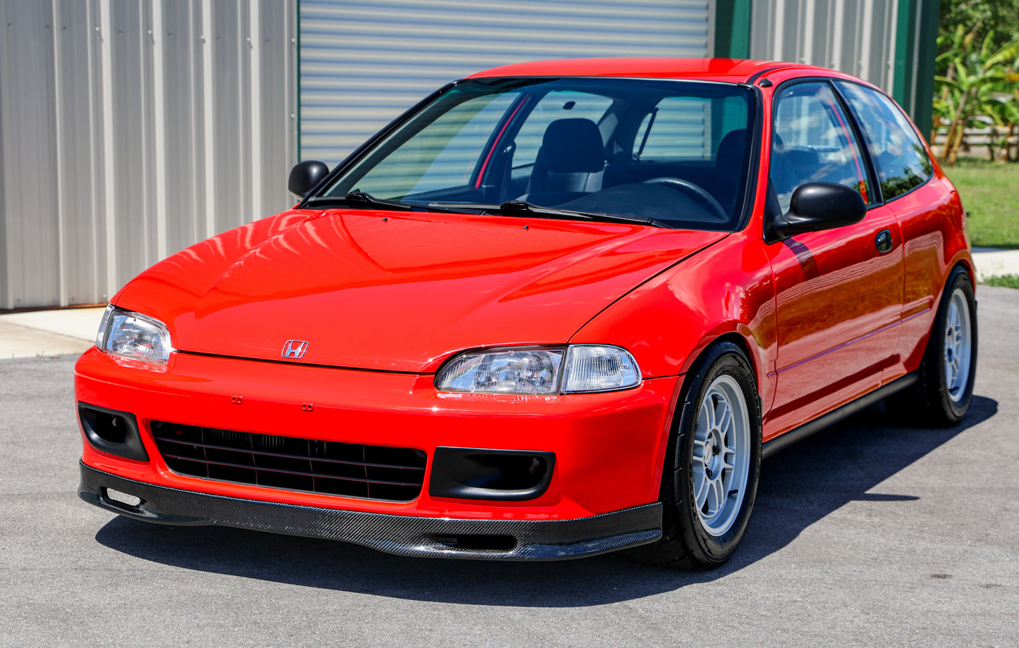 RED EG HATCH